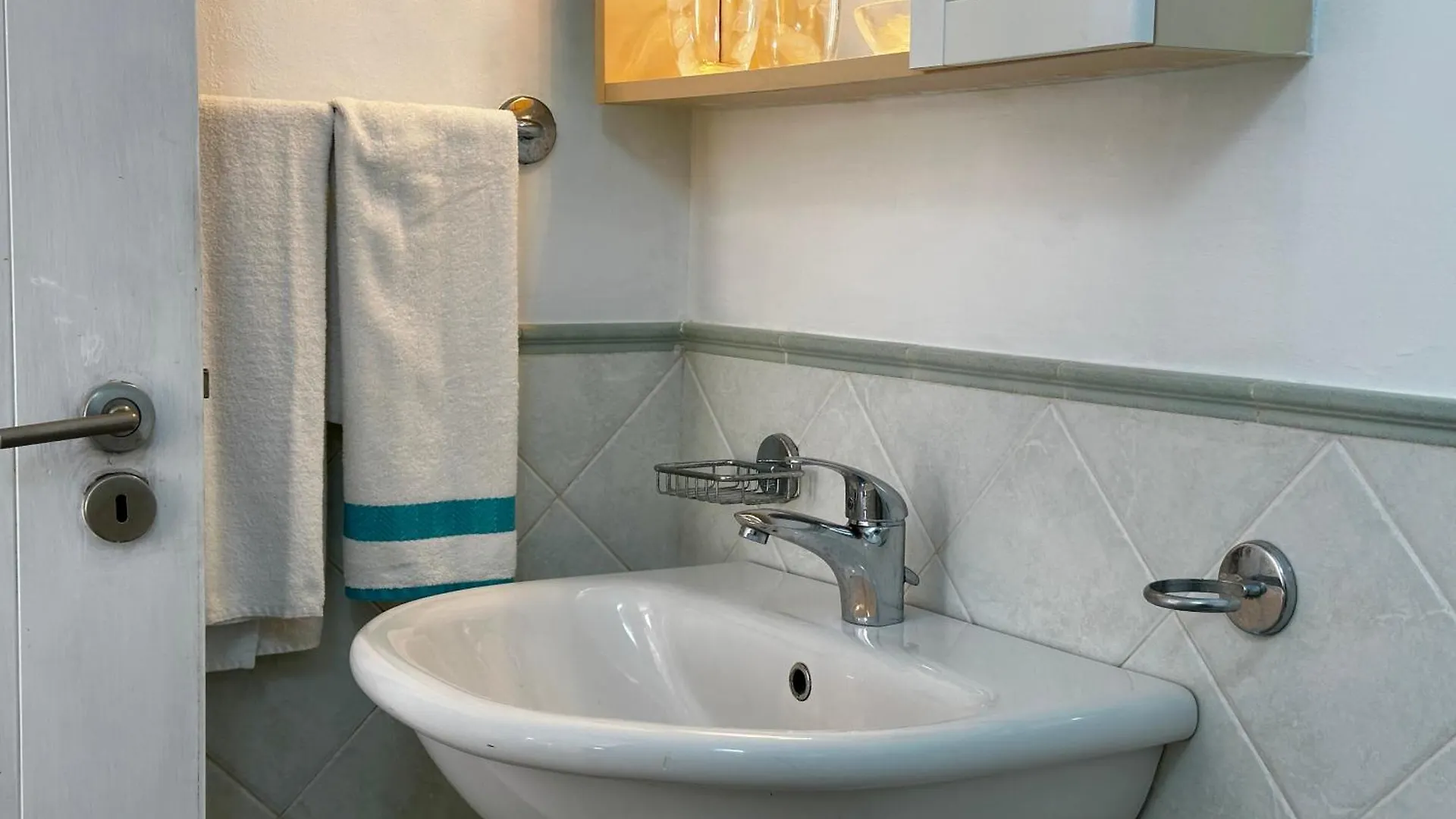 Raio Do Sol - Beach Front Studio With City View Santa Maria Apartament